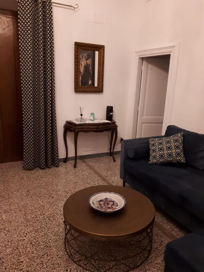 La Casa Sotto Il Castello Apartamento Bracciano  Exterior foto